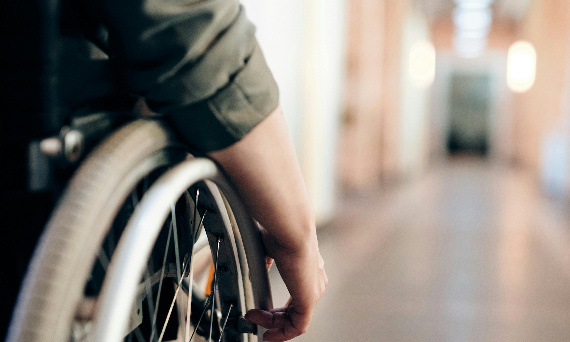 Refundacja NFZ wózków inwalidzkich